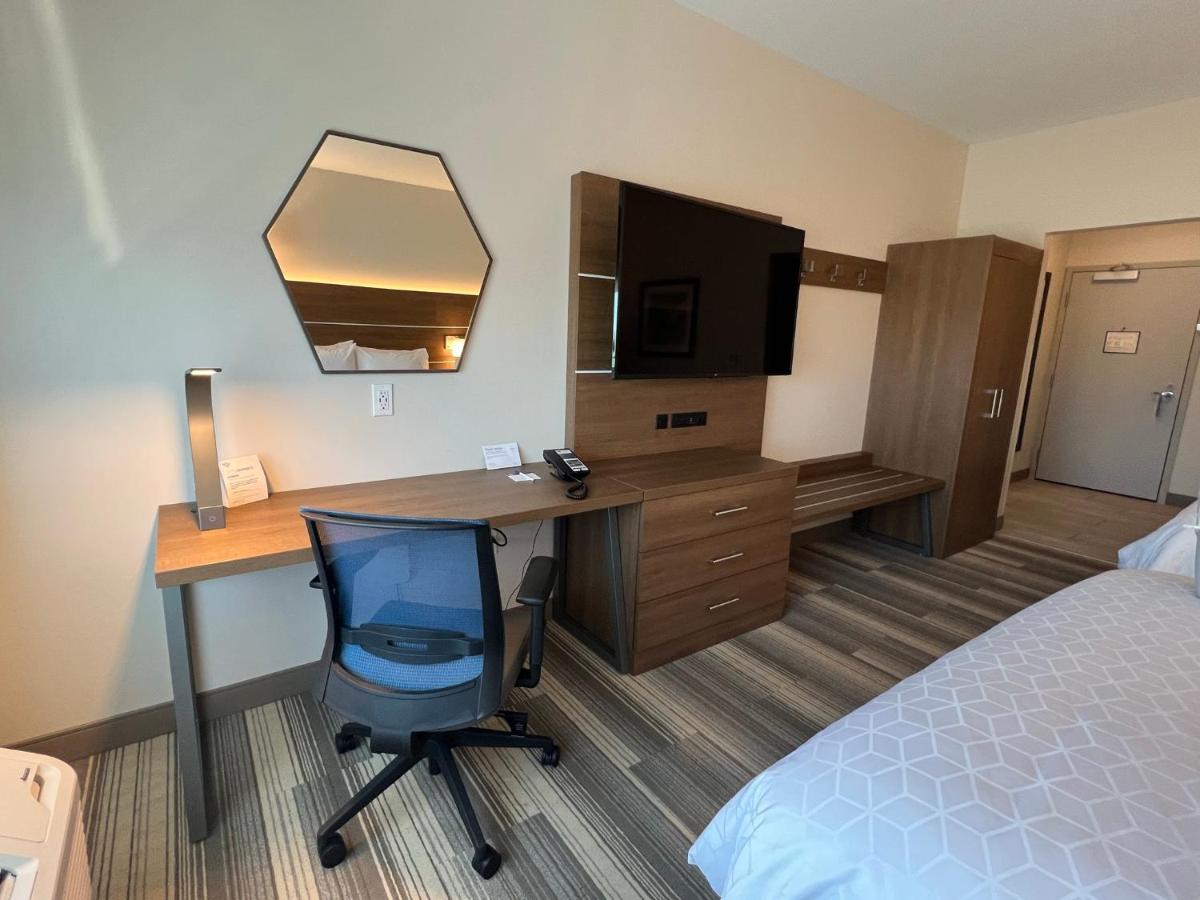 Holiday Inn Express & Suites - Ukiah By Ihg Екстер'єр фото
