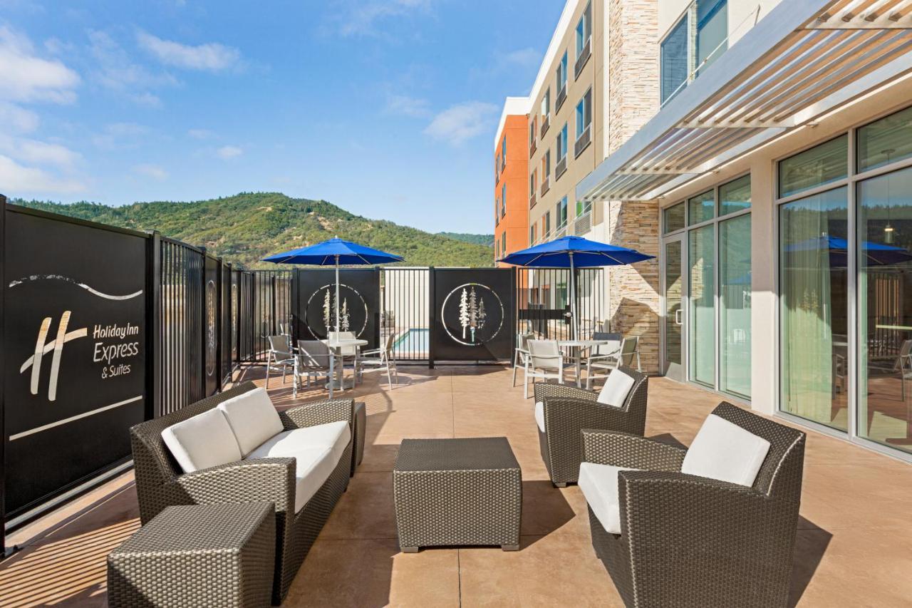 Holiday Inn Express & Suites - Ukiah By Ihg Екстер'єр фото