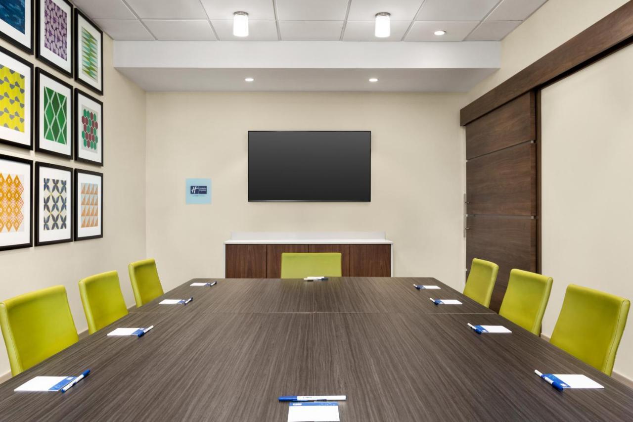 Holiday Inn Express & Suites - Ukiah By Ihg Екстер'єр фото
