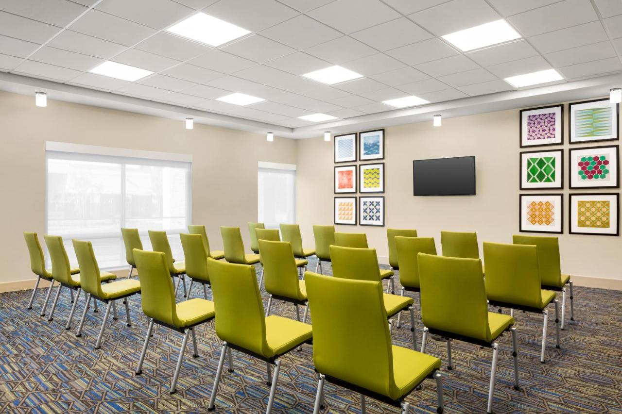 Holiday Inn Express & Suites - Ukiah By Ihg Екстер'єр фото