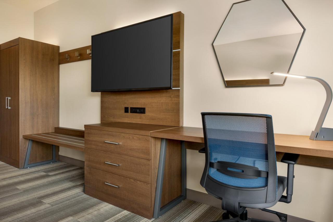 Holiday Inn Express & Suites - Ukiah By Ihg Екстер'єр фото
