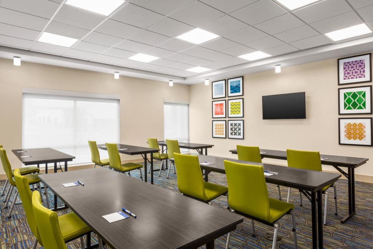 Holiday Inn Express & Suites - Ukiah By Ihg Екстер'єр фото